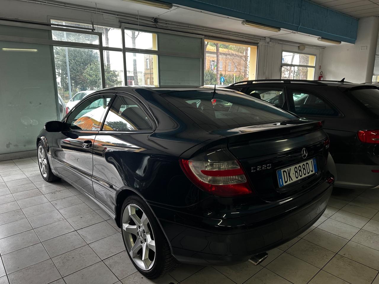 Mercedes-benz C 220 C 220 CDI cat Sportcoupé Avantgarde Sport