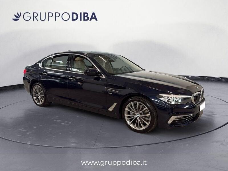 BMW Serie 5 G30 2017 Berlina Benzi 540i xdrive Luxury auto