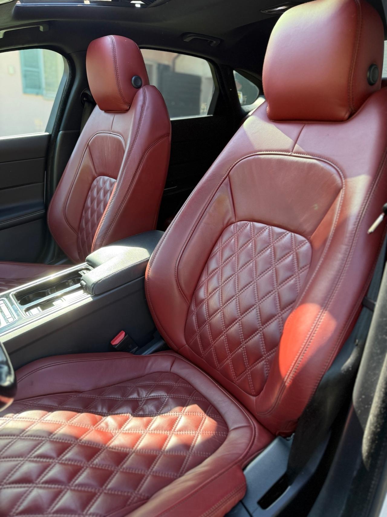 Jaguar XF 2.0 D 180 CV R-SPORT TETTO KMCERT GARANZ UNICOPR