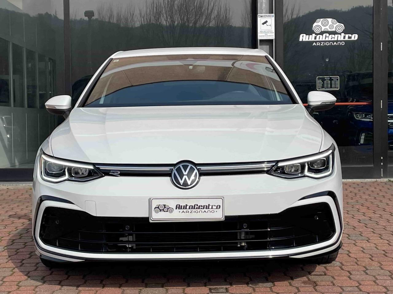 Volkswagen Golf 1.5 eTSI 130 CV EVO ACT DSG R-Line