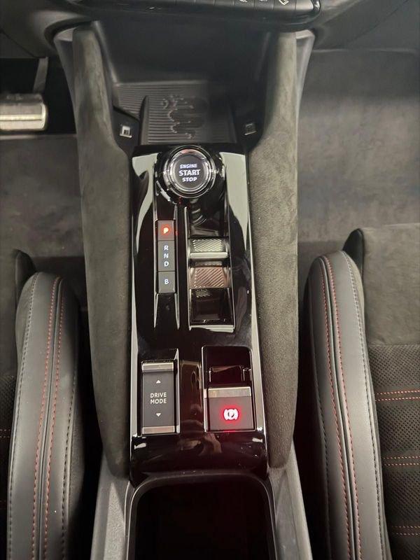 Alfa Romeo Junior BEV 156CV/115kW elettrica SPECIALE Sabelt