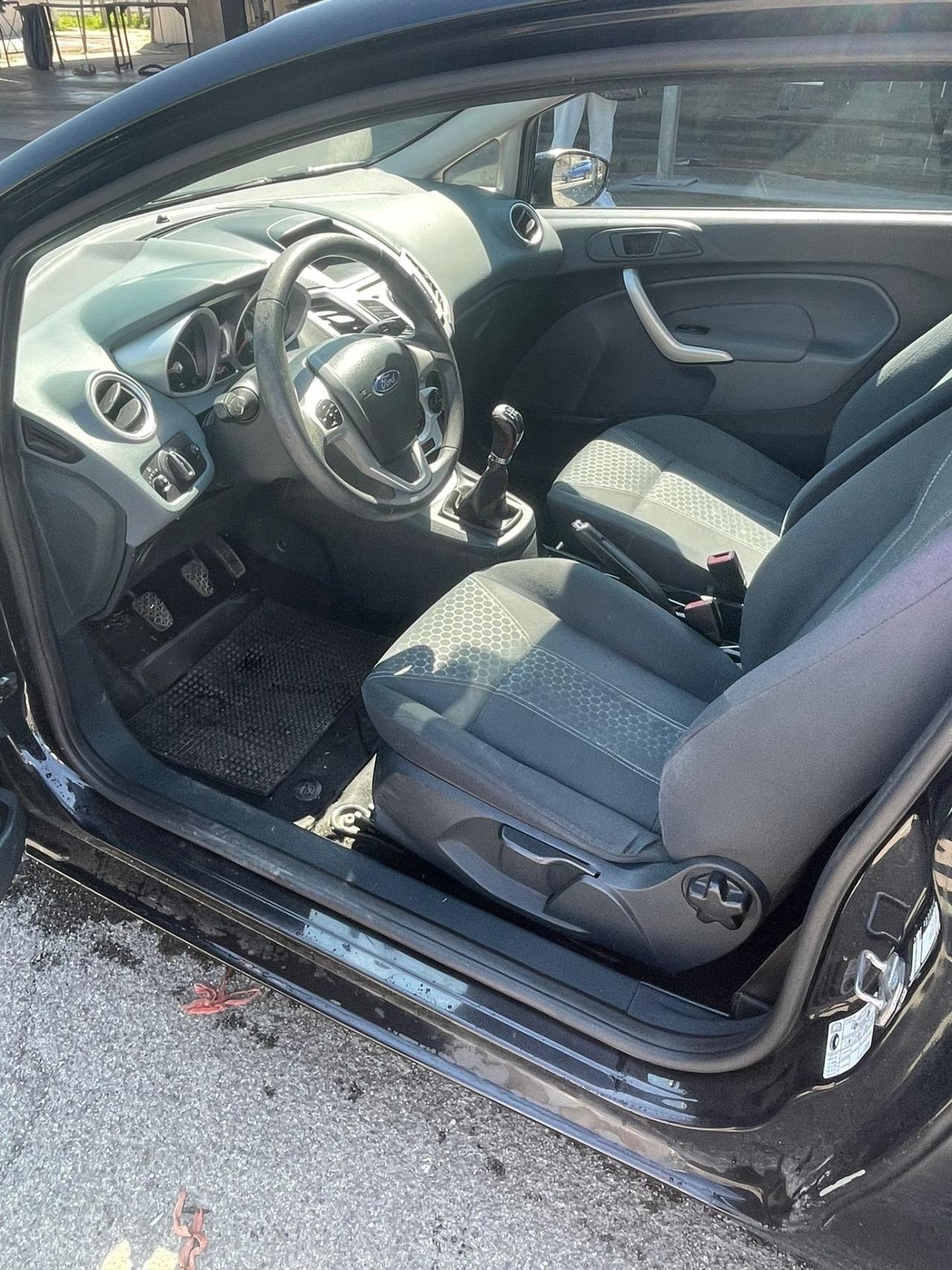 Ford Fiesta 1.4 TDCi 5p. Ghia