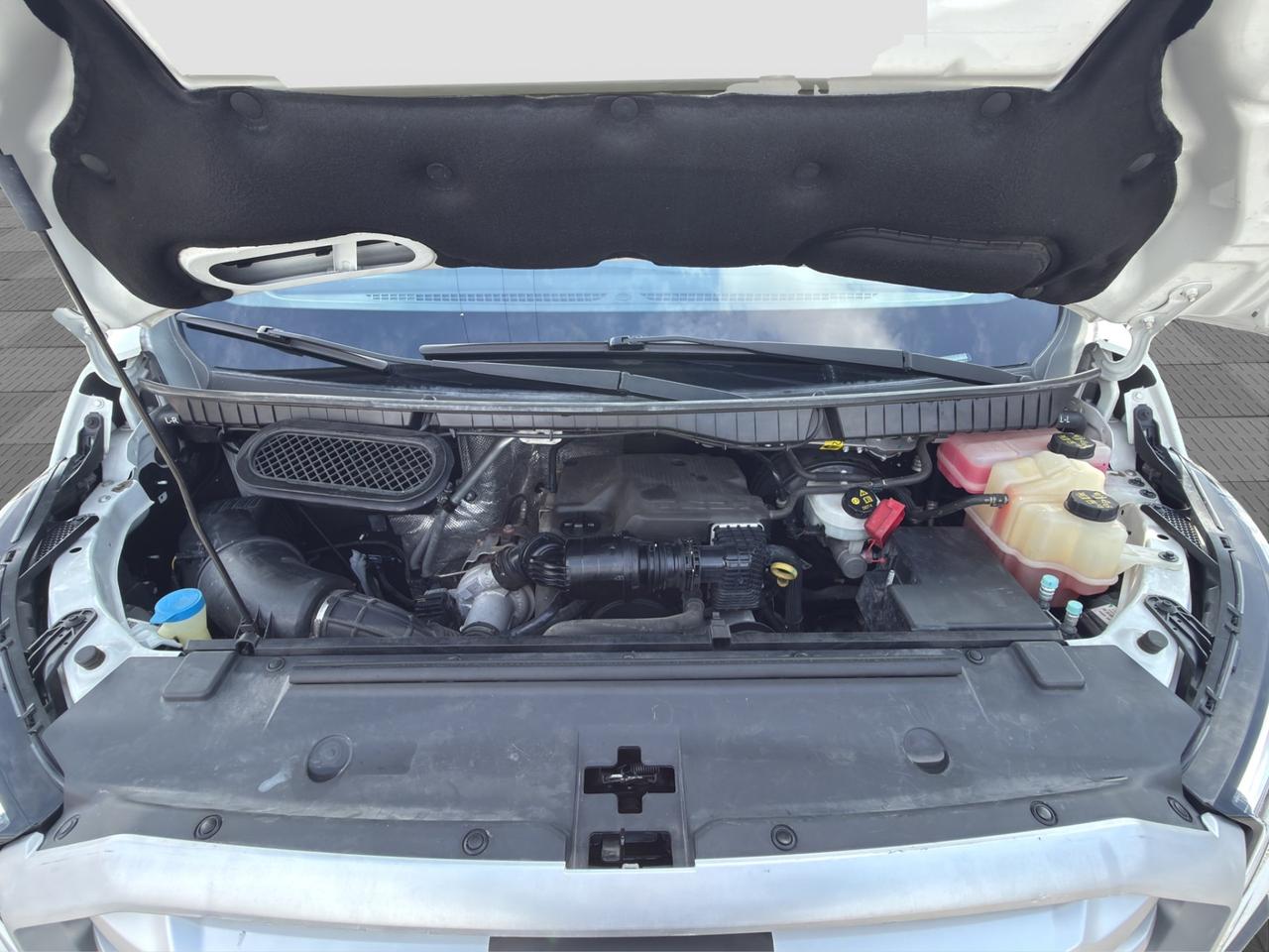 MAXUS Deliver9 2.0 CRDI 150CV RWD PLM-RG Cabinato