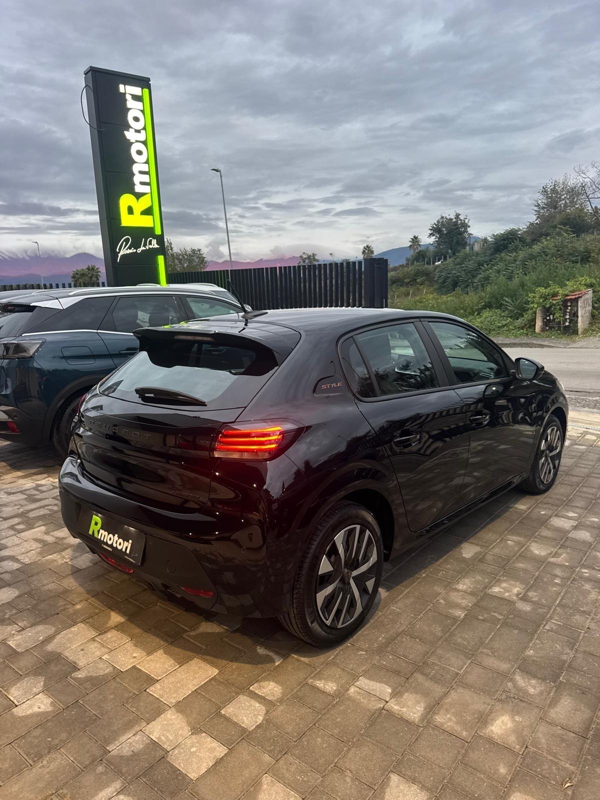 Peugeot 208 Hybrid 110 e-DCS6 Style