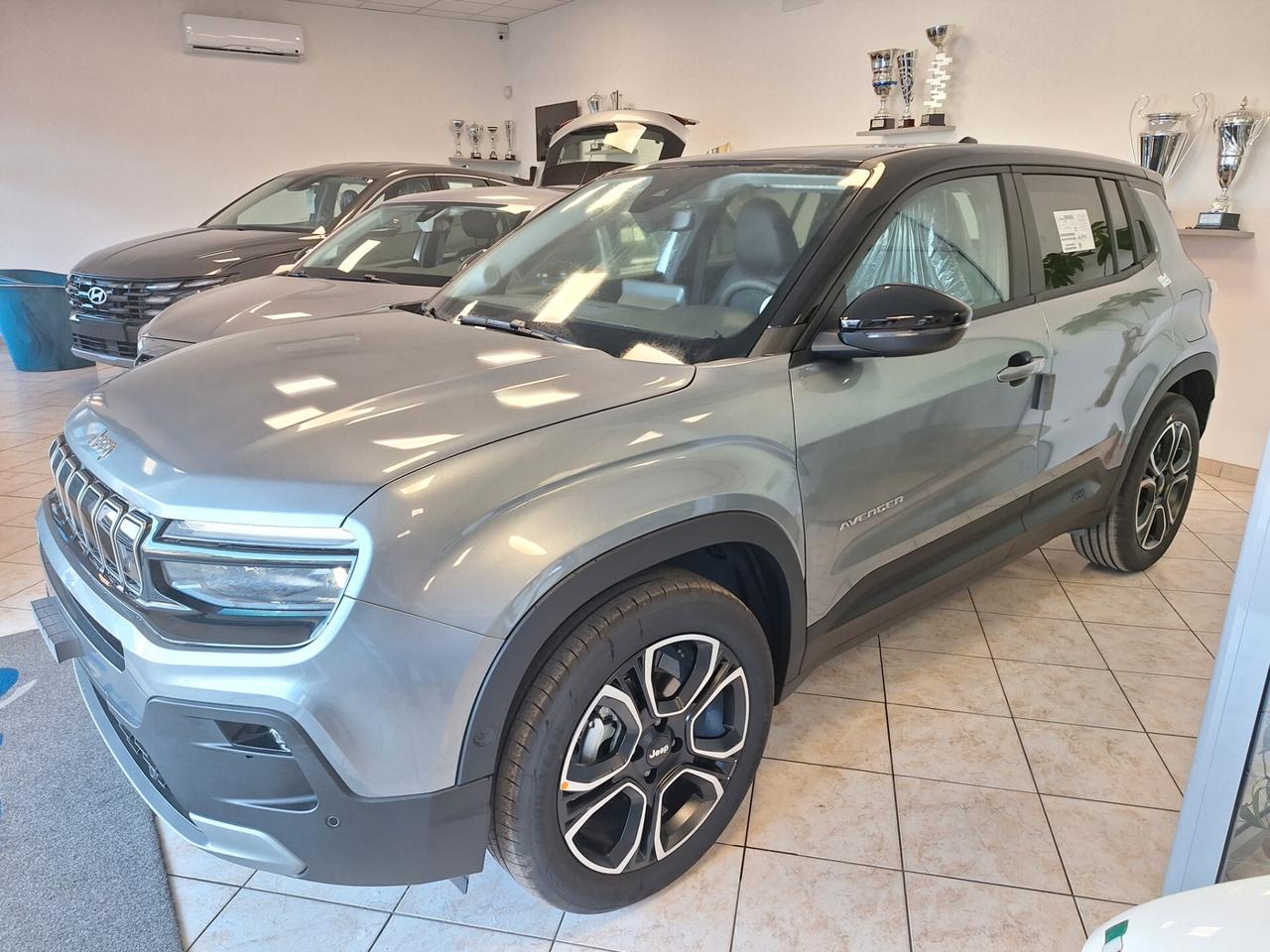 Jeep Avenger 1.2 Turbo 100 CV Summit