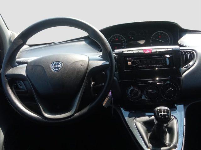 LANCIA Ypsilon Ypsilon 1.2 69 CV 5 porte Silver