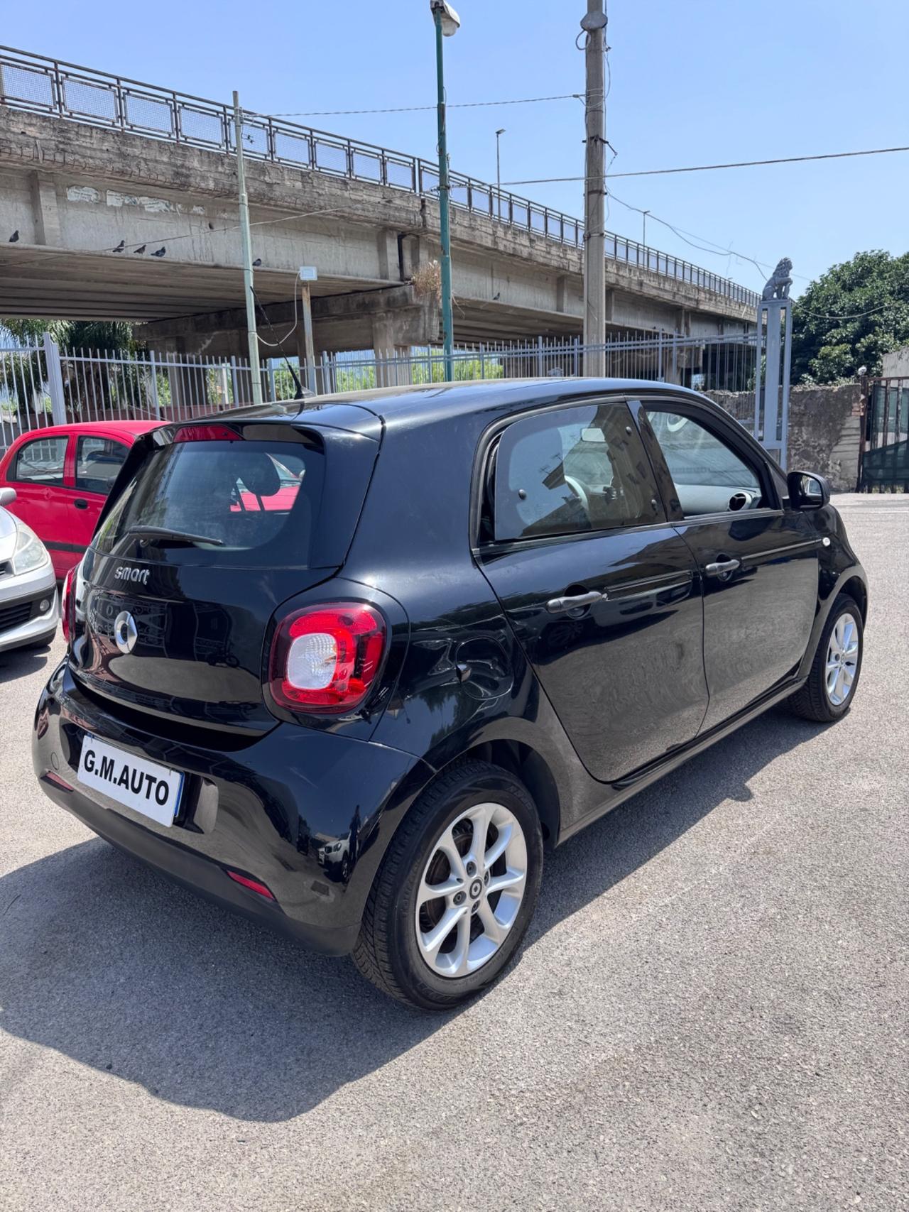 Smart ForFour 70 1.0 2016