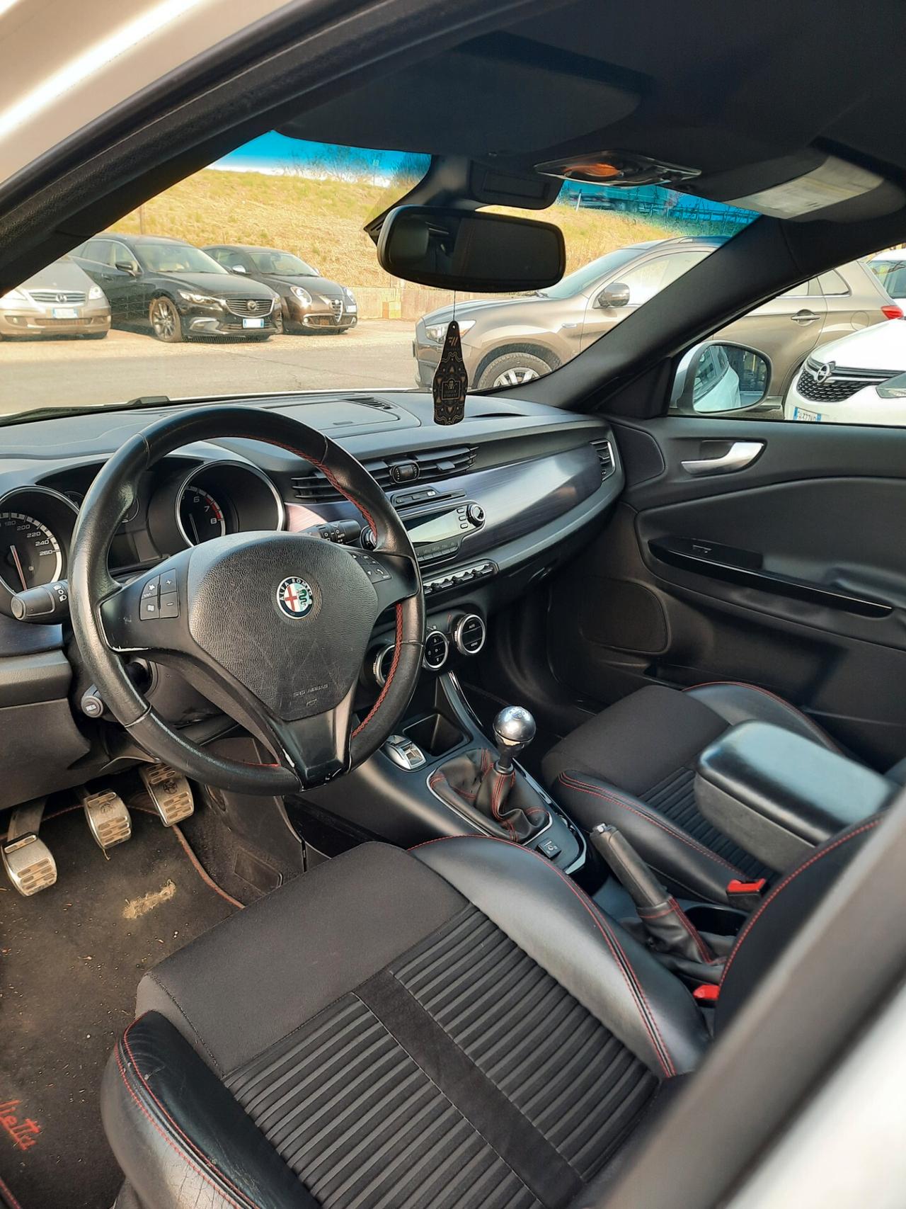 Alfa Romeo Giulietta 1.4 Turbo MultiAir Distinctive