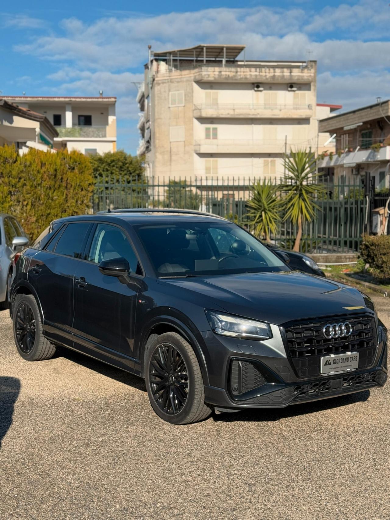 Audi Q2 40 TFSI quattro S tronic Identity Black