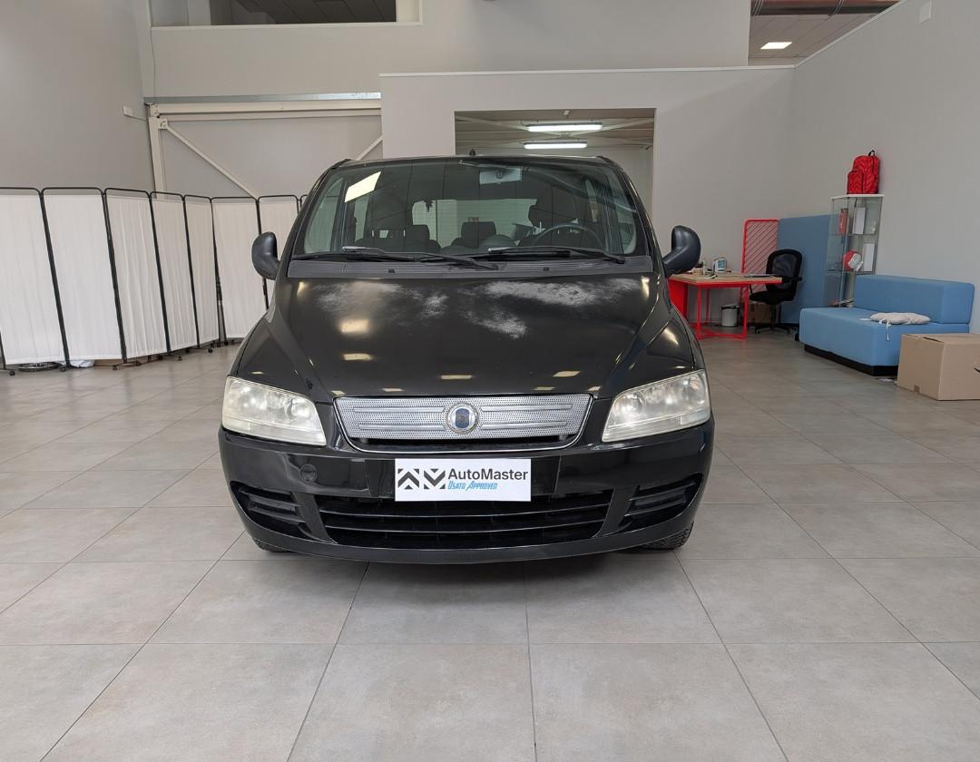 FIAT Multipla 2ª serie - Multipla 1.6 16V Natural Power Active