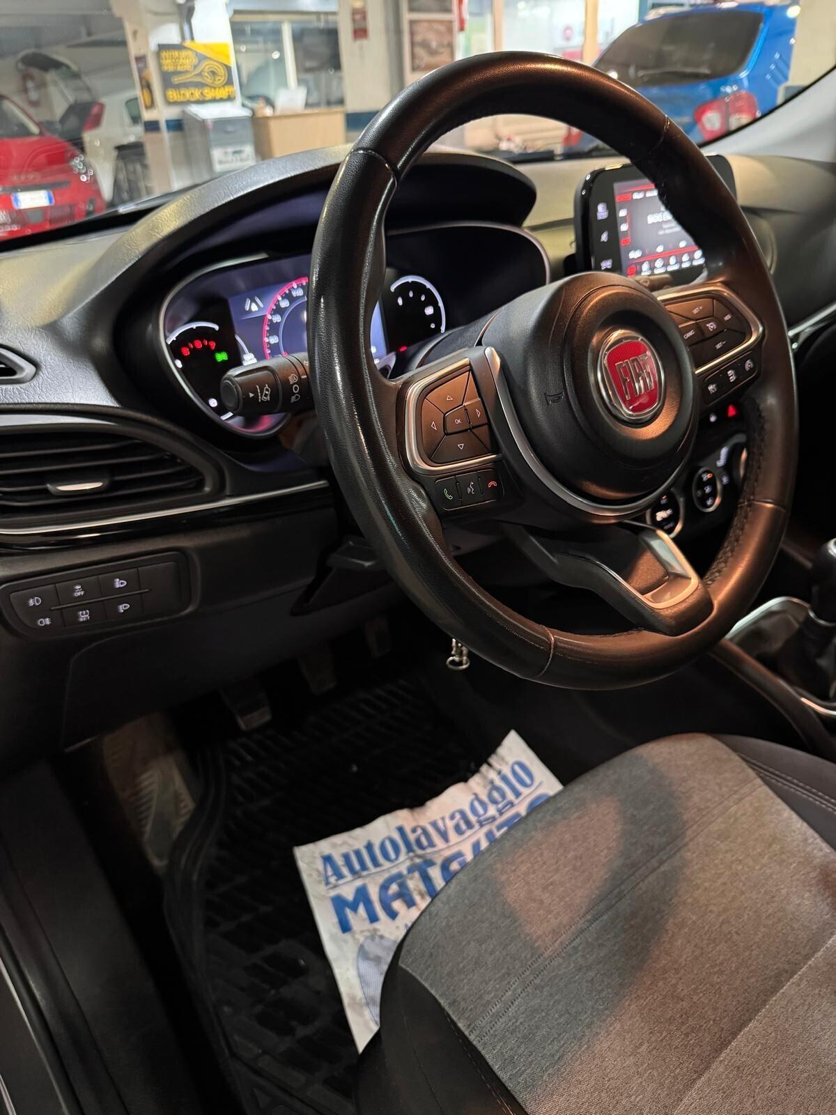 Fiat Tipo 1.3 Mjt S&S 5 porte Cross