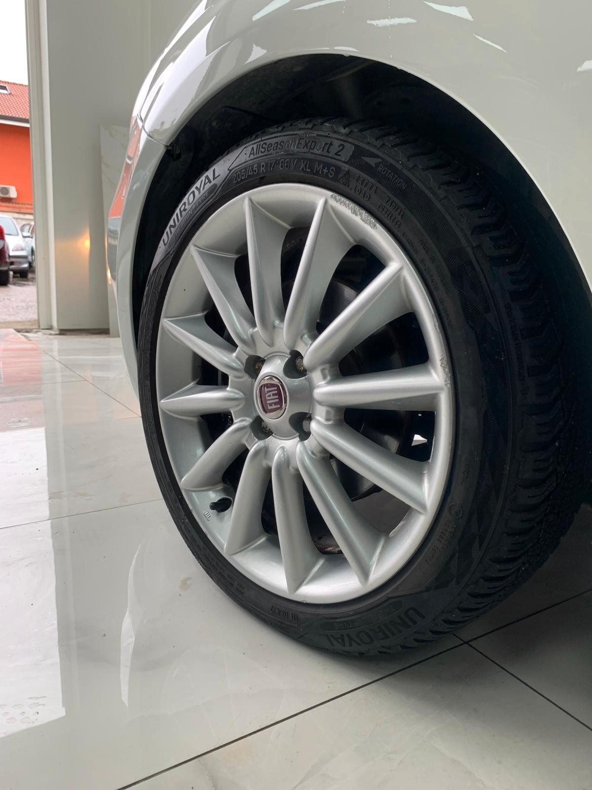 Fiat Punto Evo 1.3 Mjt 95 CV DPF 5 porte S&S Dualogic Emotion