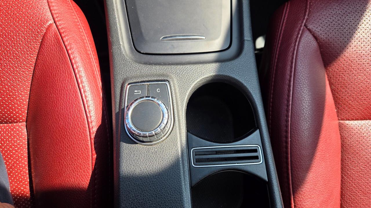 Mercedes-benz CLA 250 Automatic Premium