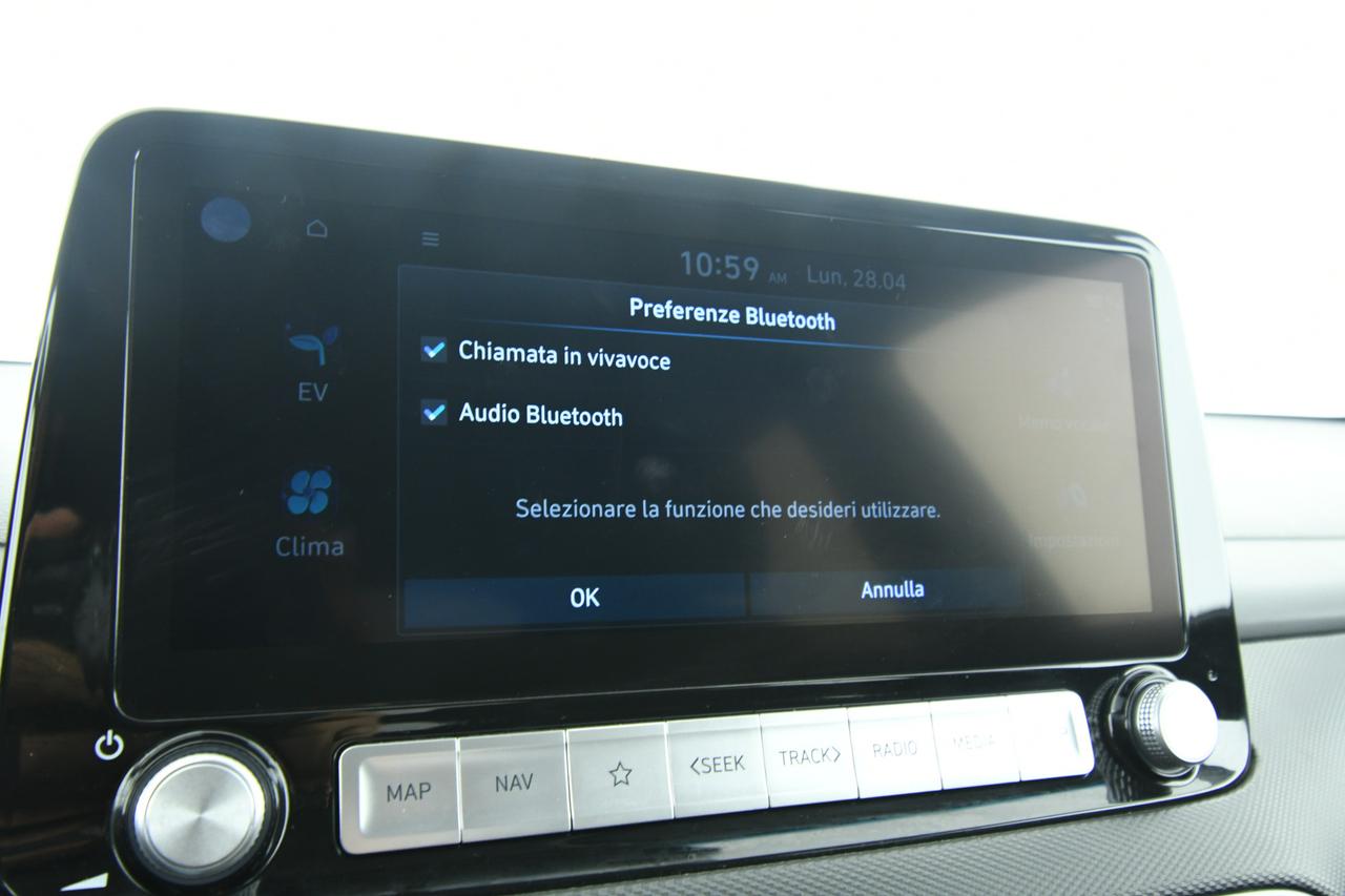 HYUNDAI Kona 64 kWh EV Xclass FULL LED+ACC+HEAD-UP+CAMERA+APP CONNECT