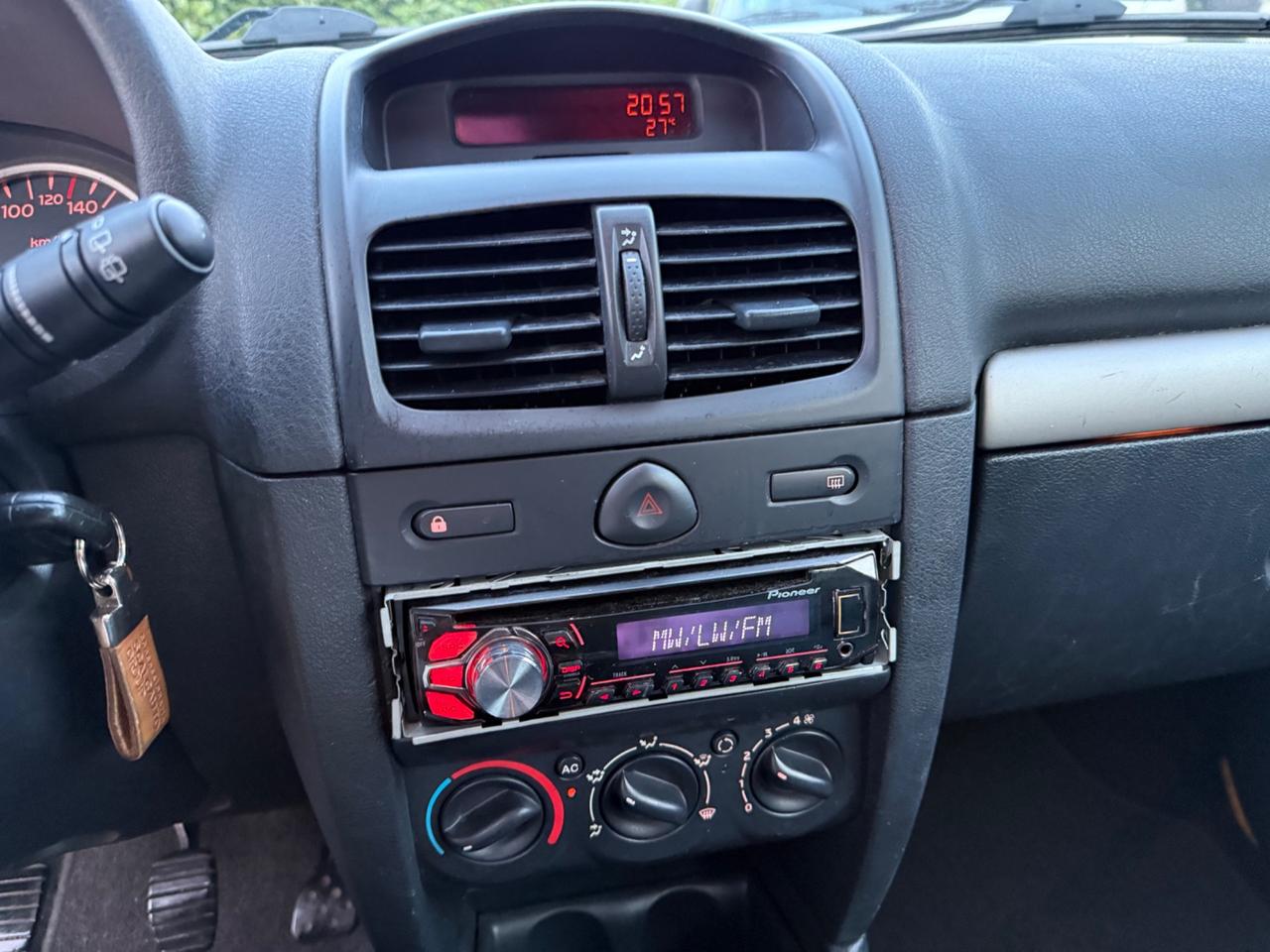 Renault Clio 1.2 16V 5PORTE 55KW 75CV