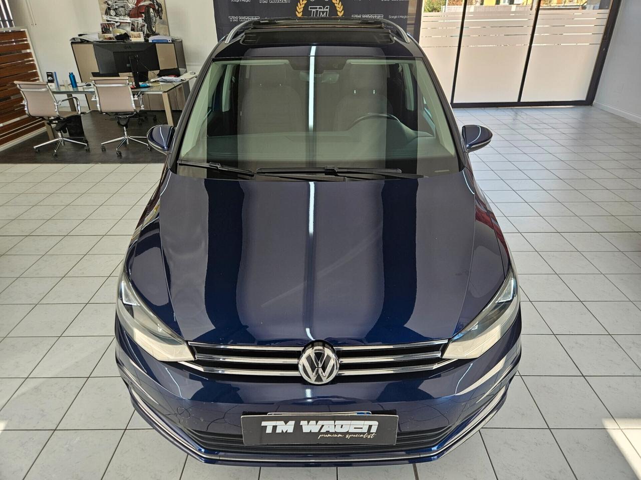 Volkswagen Touran 1.6 tdi Executive 115cv 7 posti - IVA ESPOSTA