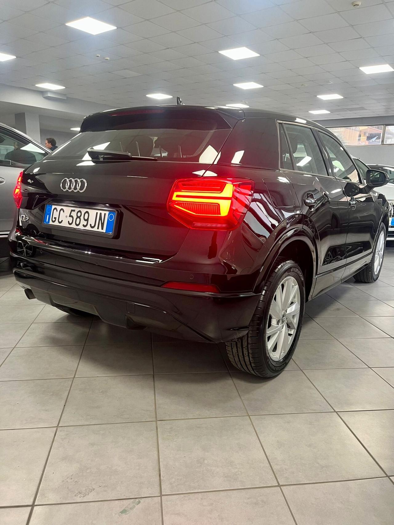 Audi Q2 30 TDI S tronic Business Design