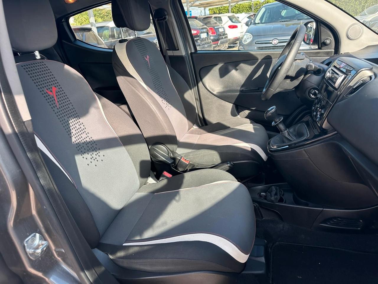 Lancia Ypsilon 1.2 Benzina/GPL