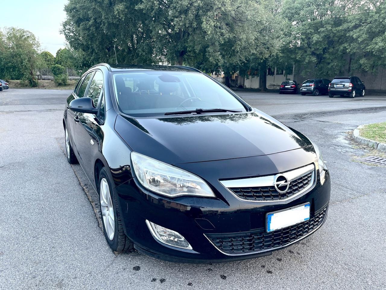Opel Astra 1.7 CDTI 110CV Sports Tourer Cosmo