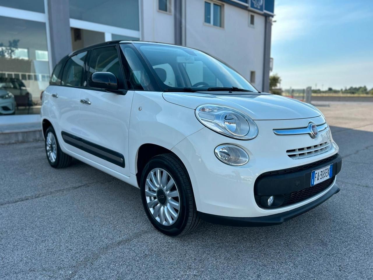 Fiat 500L Living 0.9 TwinAir Turbo Natural Power Lounge