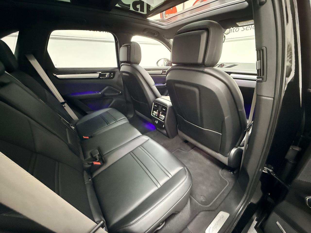 Porsche Cayenne 3.0 V6 462CV TOT E-Hybrid Platinum Edition 12/2022 UFFICIALE