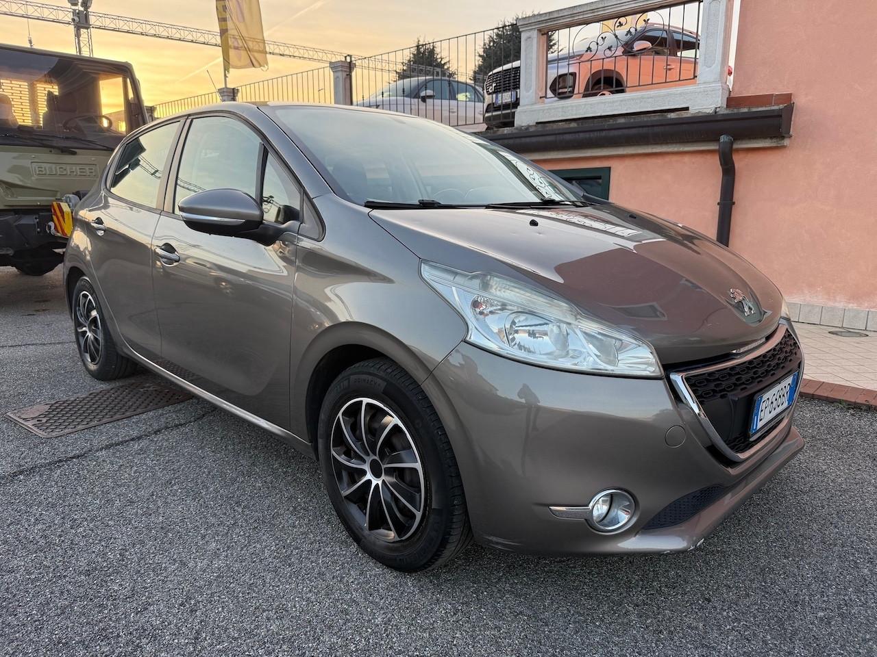 Peugeot 208 1.2 VTi 82 CV 5 porte Active