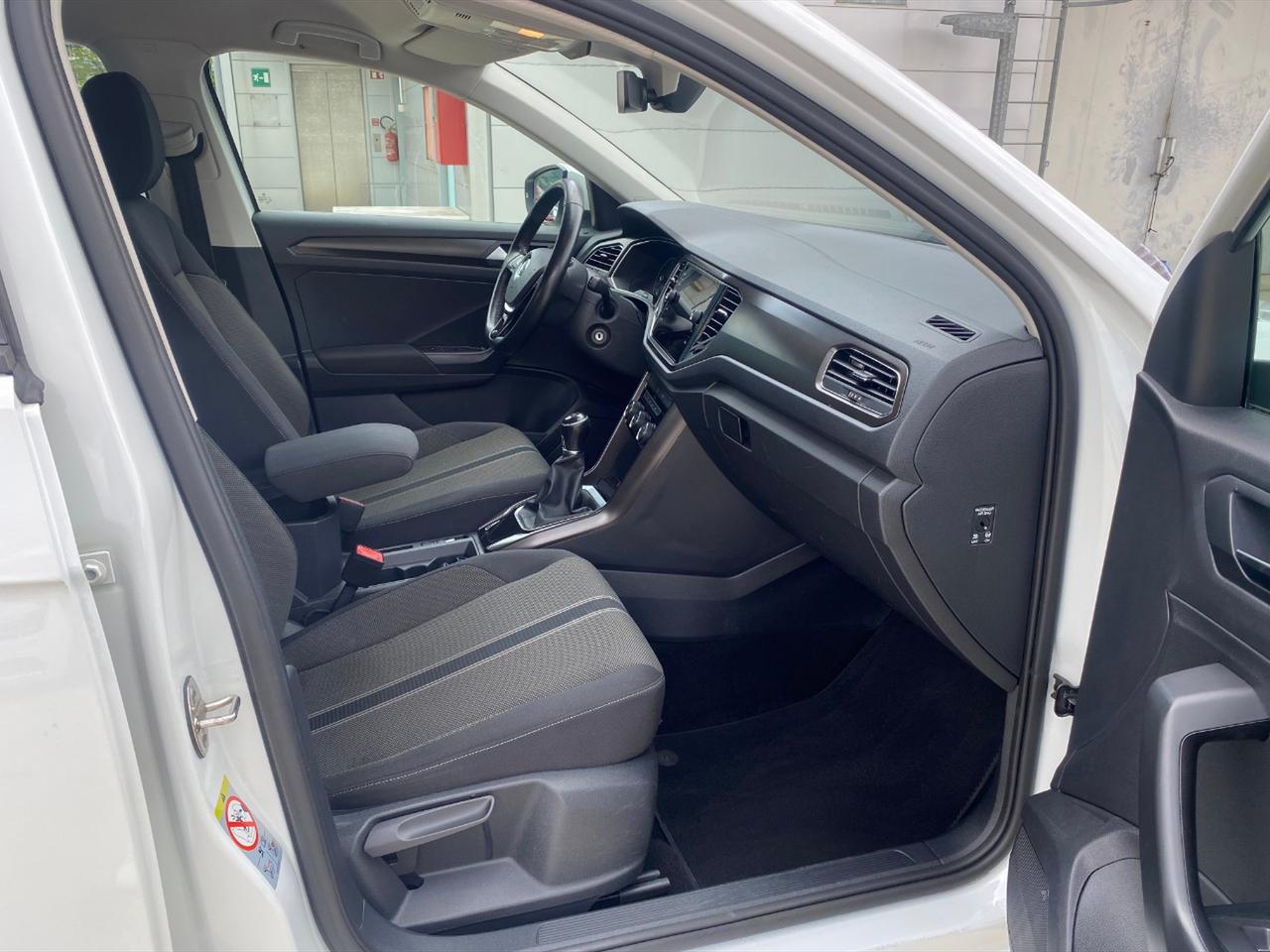 Volkswagen T-Roc 1.6 tdi business