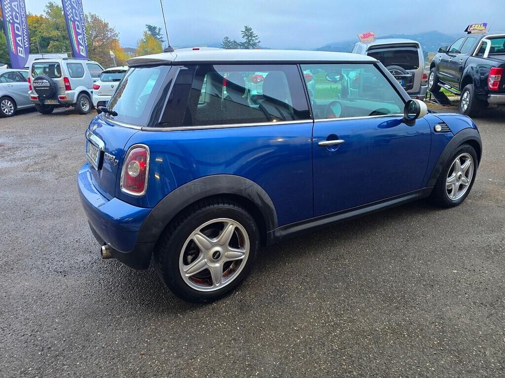 Mini COOPER D 1.6 110CV CHILI
