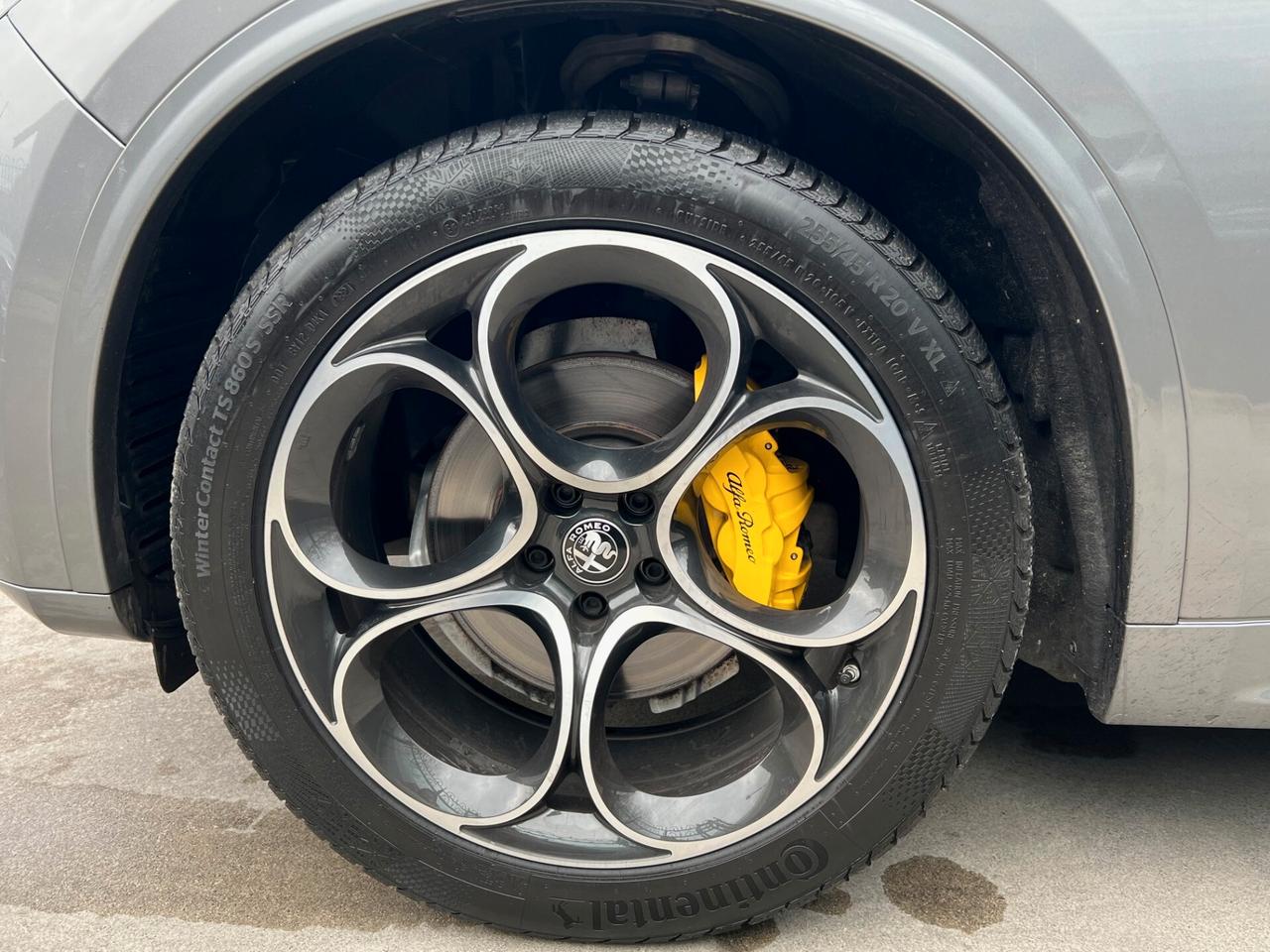 Alfa Romeo Stelvio 2.2 Turbodiesel 210 CV AT8 Q4 Veloce