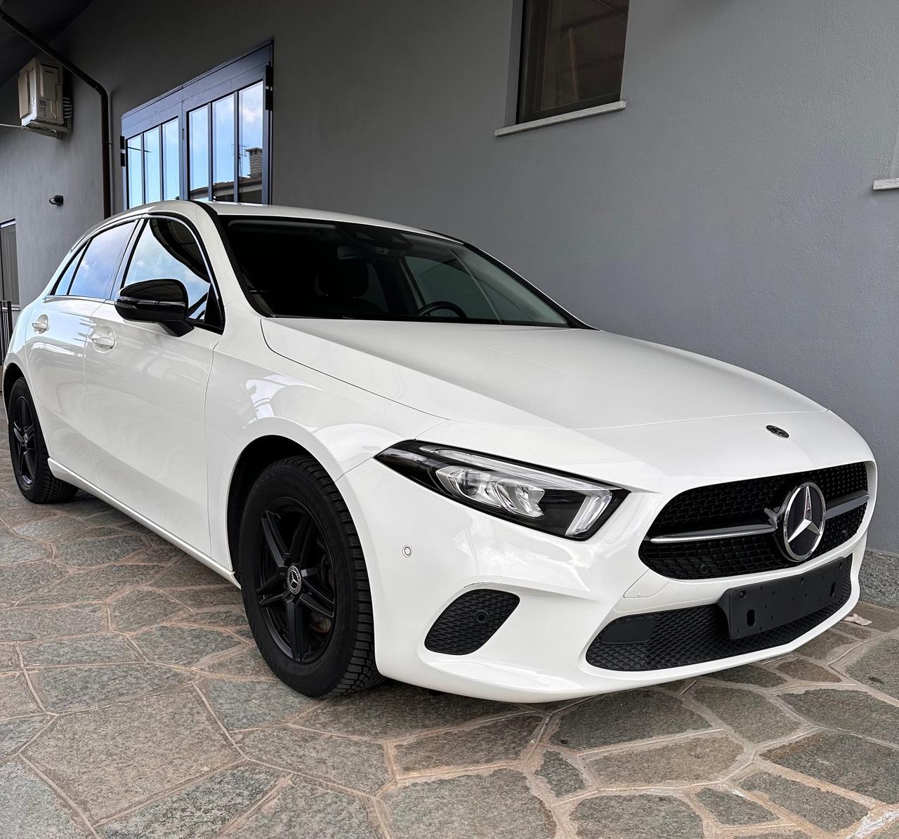 Mercedes A 200 Business 7G-DCT