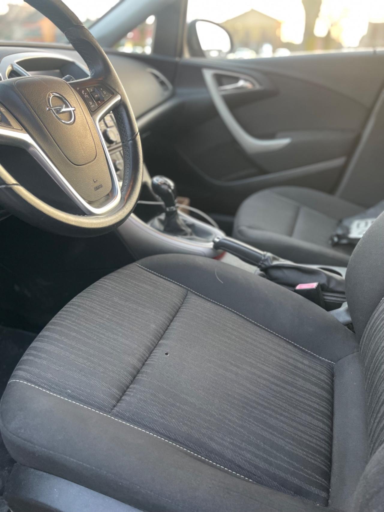 Opel Astra 1.7 CDTI 110CV Sports Tourer Cosmo