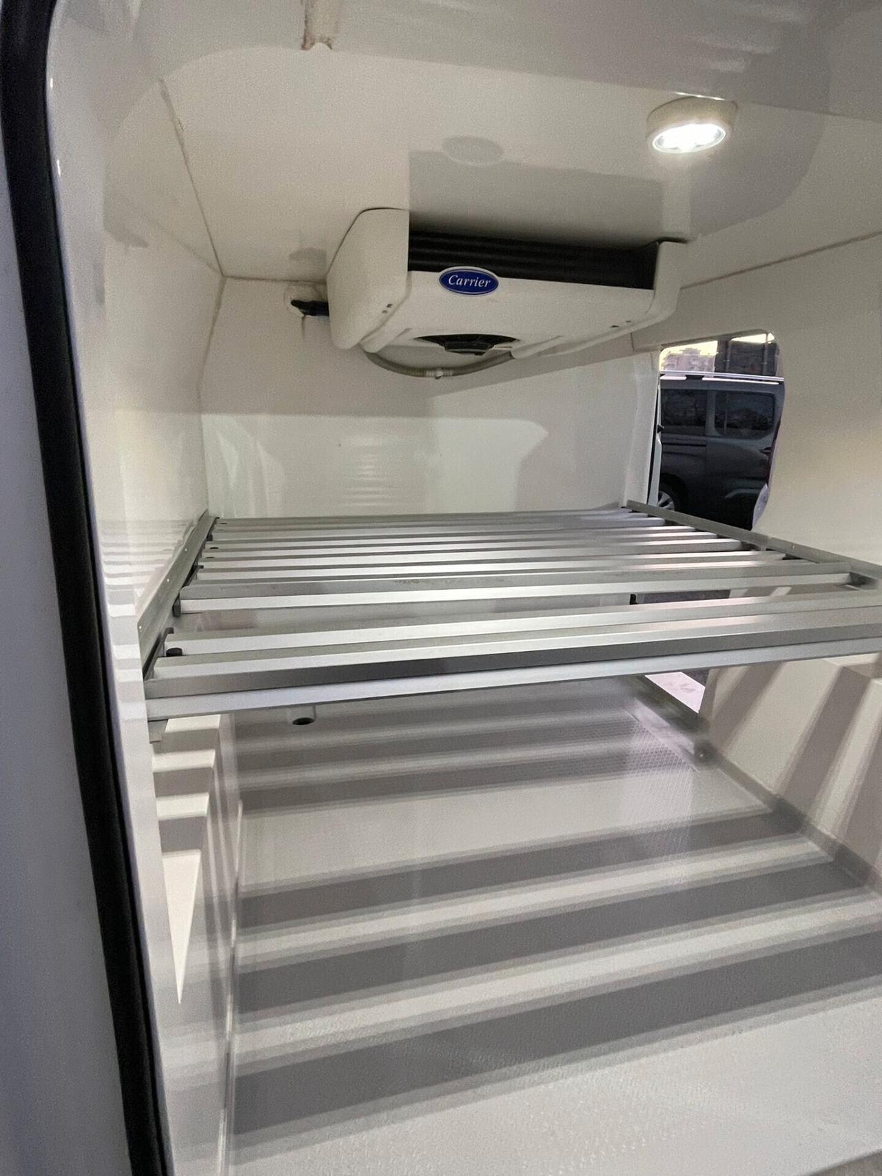 FIAT DOBLO' FURGONE FRIGO APT 0° VALIDA 03/27