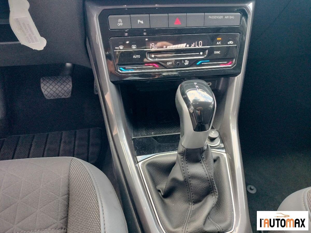 VOLKSWAGEN - T-Cross 1.0 TSI DSG R-Line