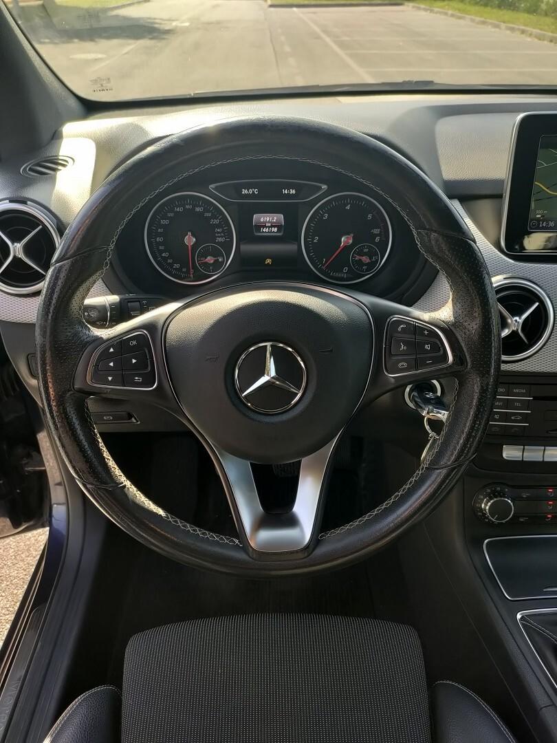 MERCEDES BENZ Classe B 180d Sport