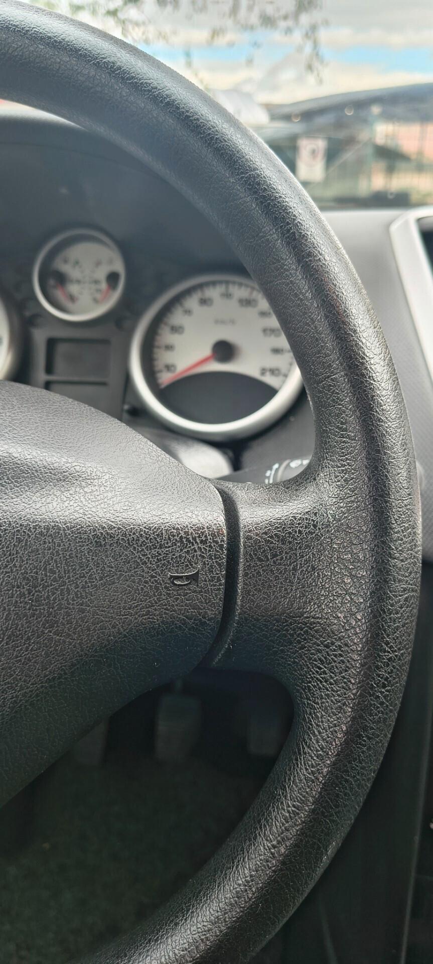 Peugeot 207 1.4 VTi 95CV 5p. X Line