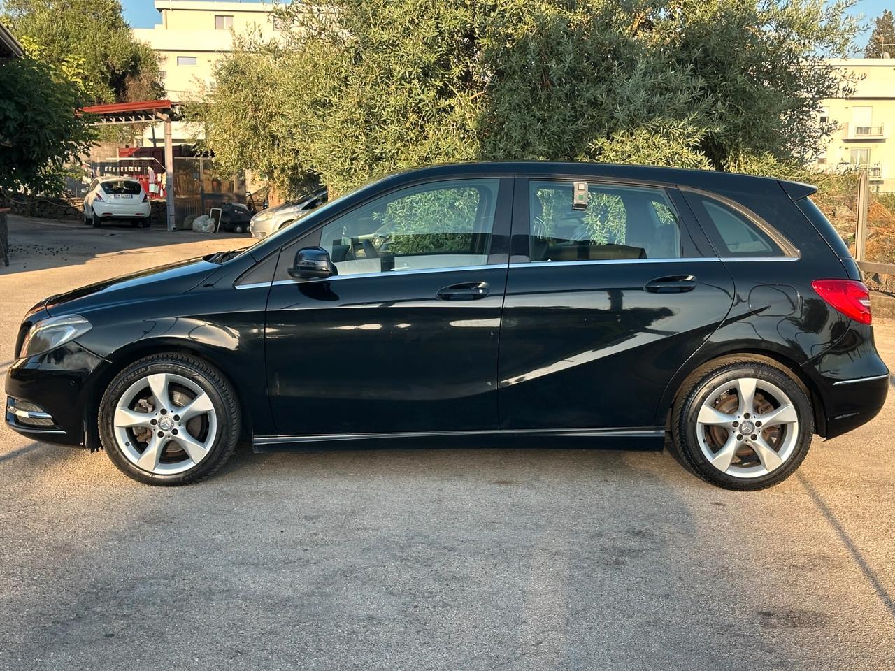 Mercedes-benz B 200 CDI Premium Automatica