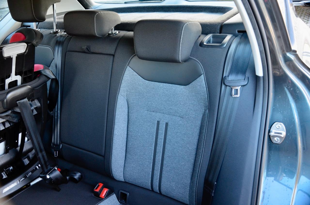 SEAT ATECA 2.0 TDI BUSINESS 150cv, UNICO UTILIZZATORE, SERVICE SEAT, EURO 6D, KEYLESS, FARI LED, RETROCAMERA, APPLE ANDROID, PERMUTE