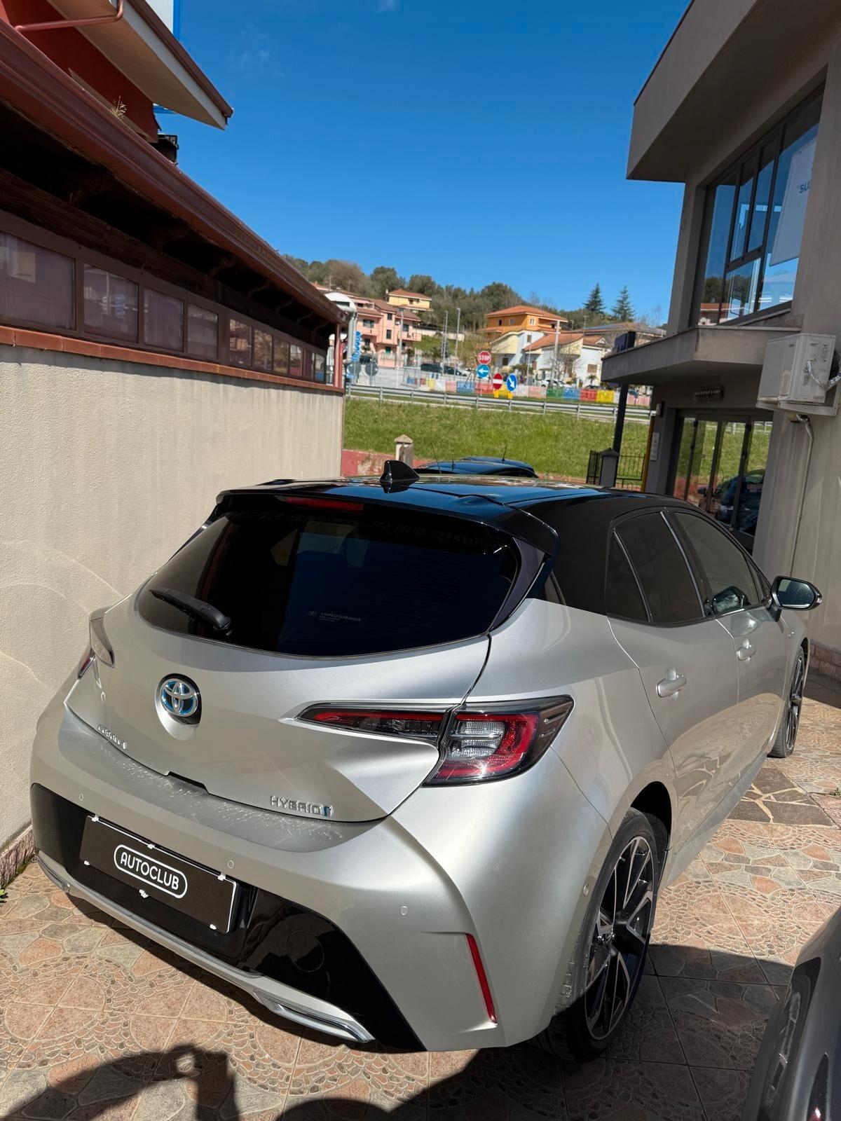 Toyota Corolla 2.0 Hybrid Lounge