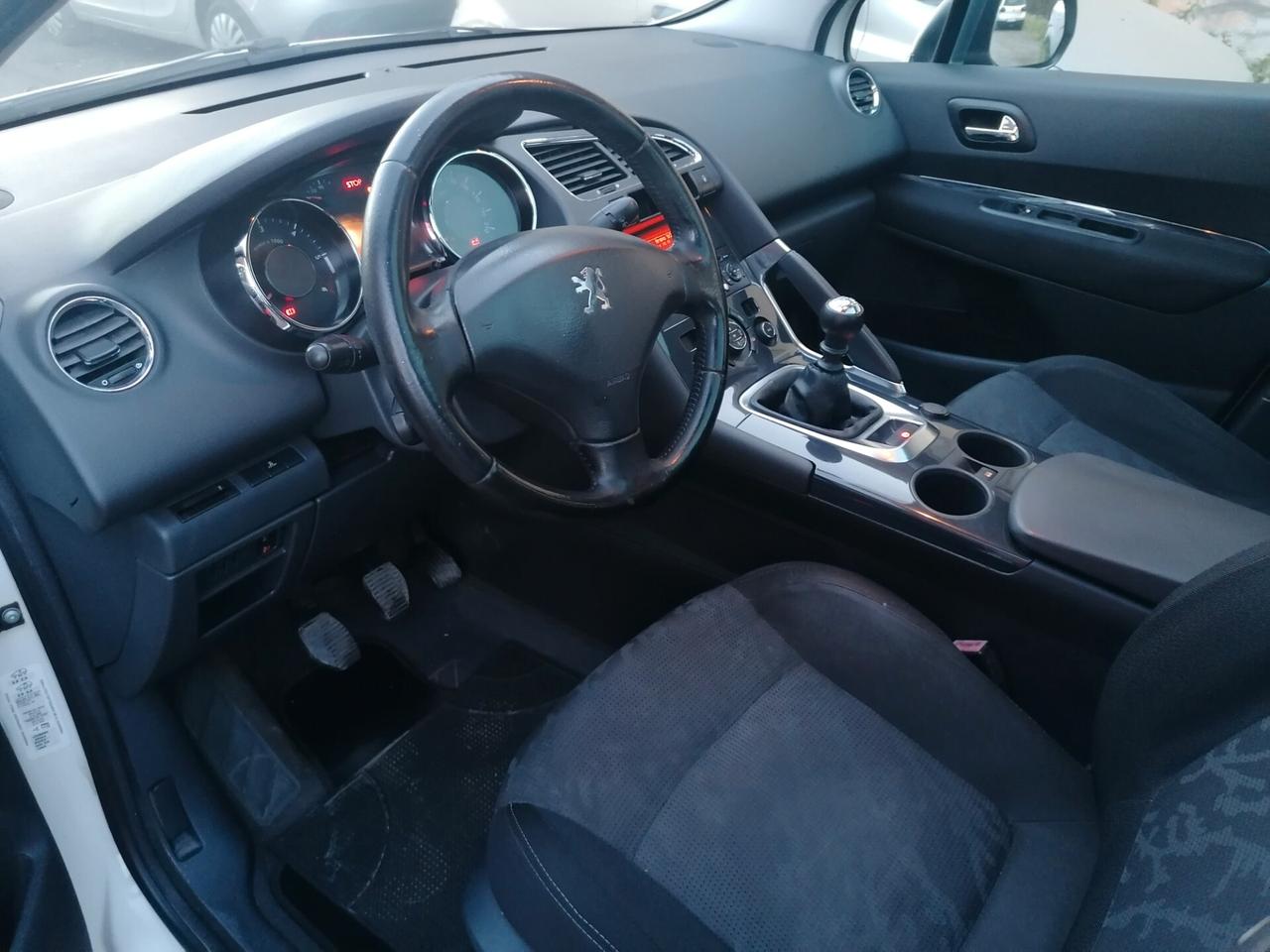 Peugeot 3008 1.6 HDi 110CV Tecno(full optional )