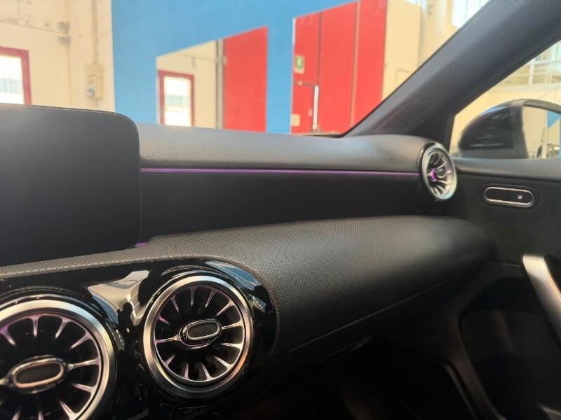 MERCEDES Classe A (W177) A 180 d Automatic ...