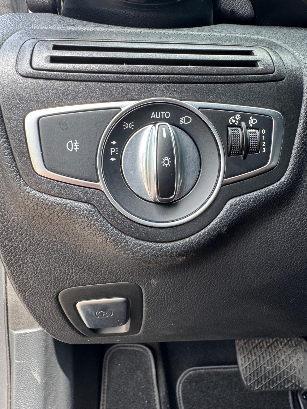 Mercedes-benz C 220 d S.W. Auto Business