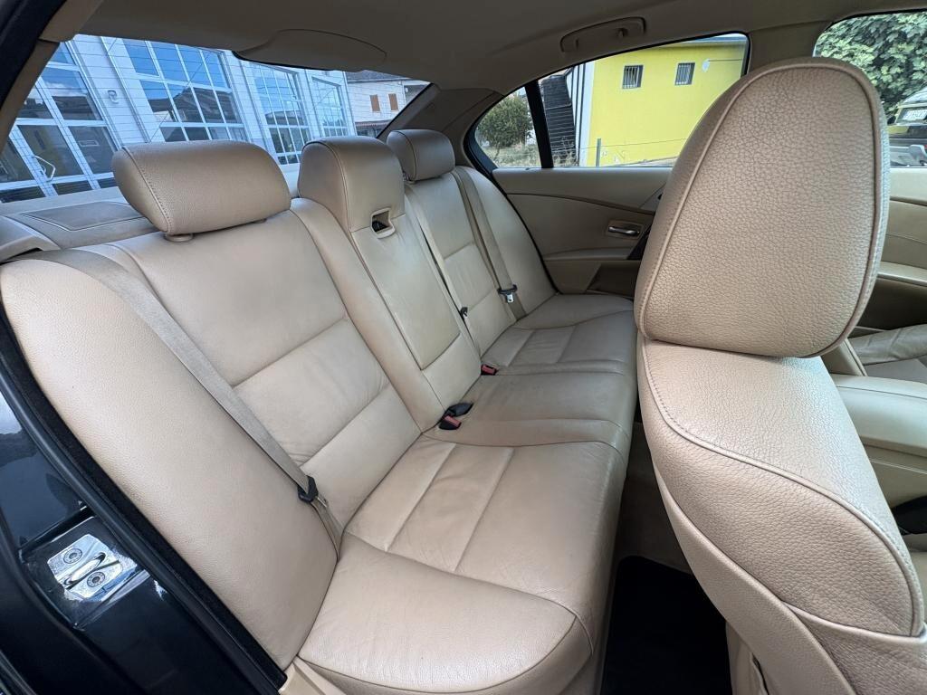 Bmw 530d Berlina Attiva aut. 218cv
