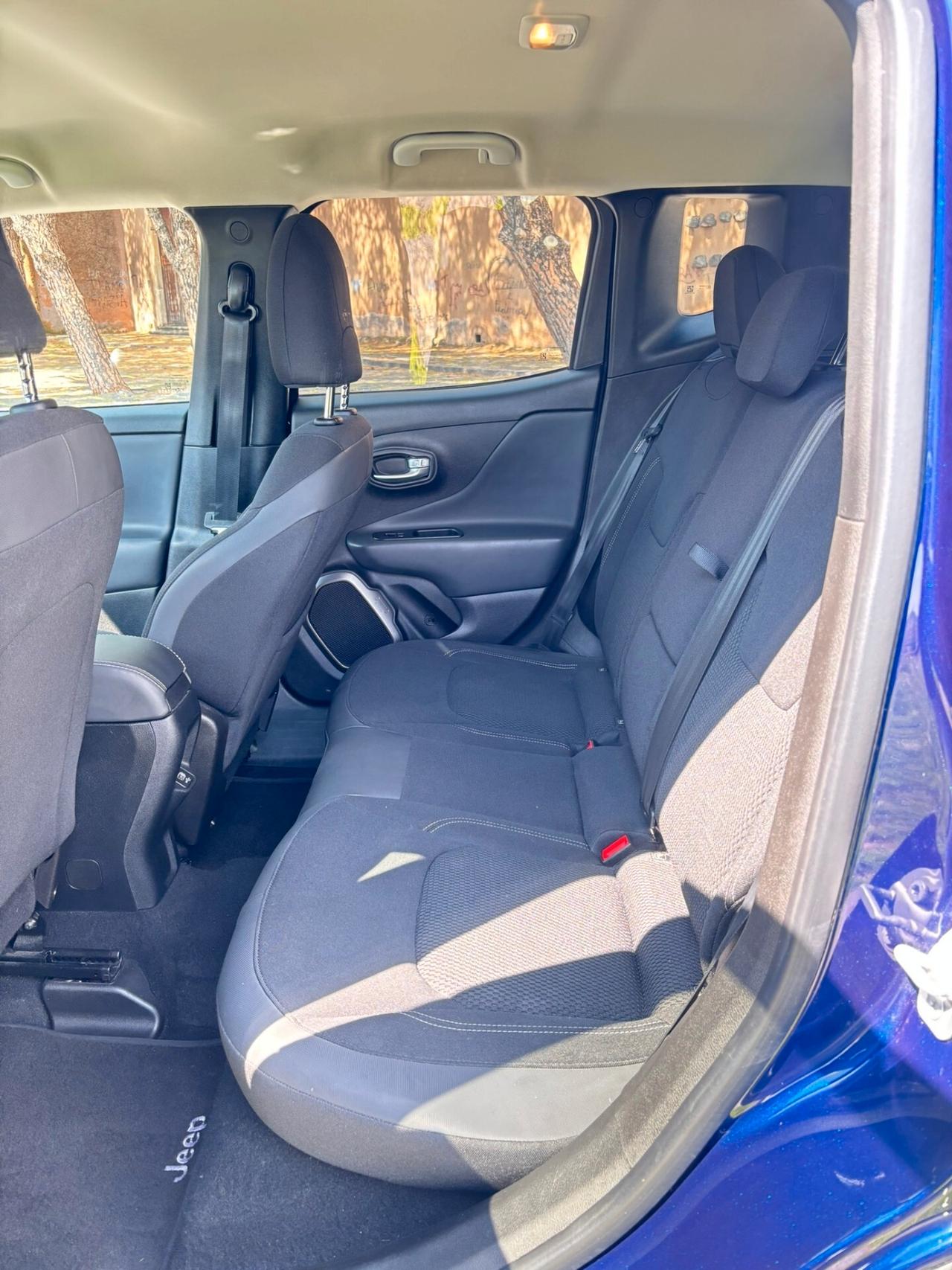 Jeep Renegade 1.6 M-Jet Brooklyn Edition FWD