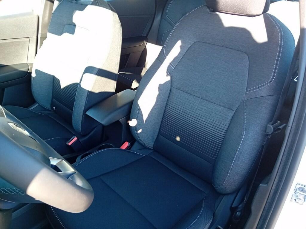 Renault Captur 1.6 Hybrid Zen E-Tech Auto
