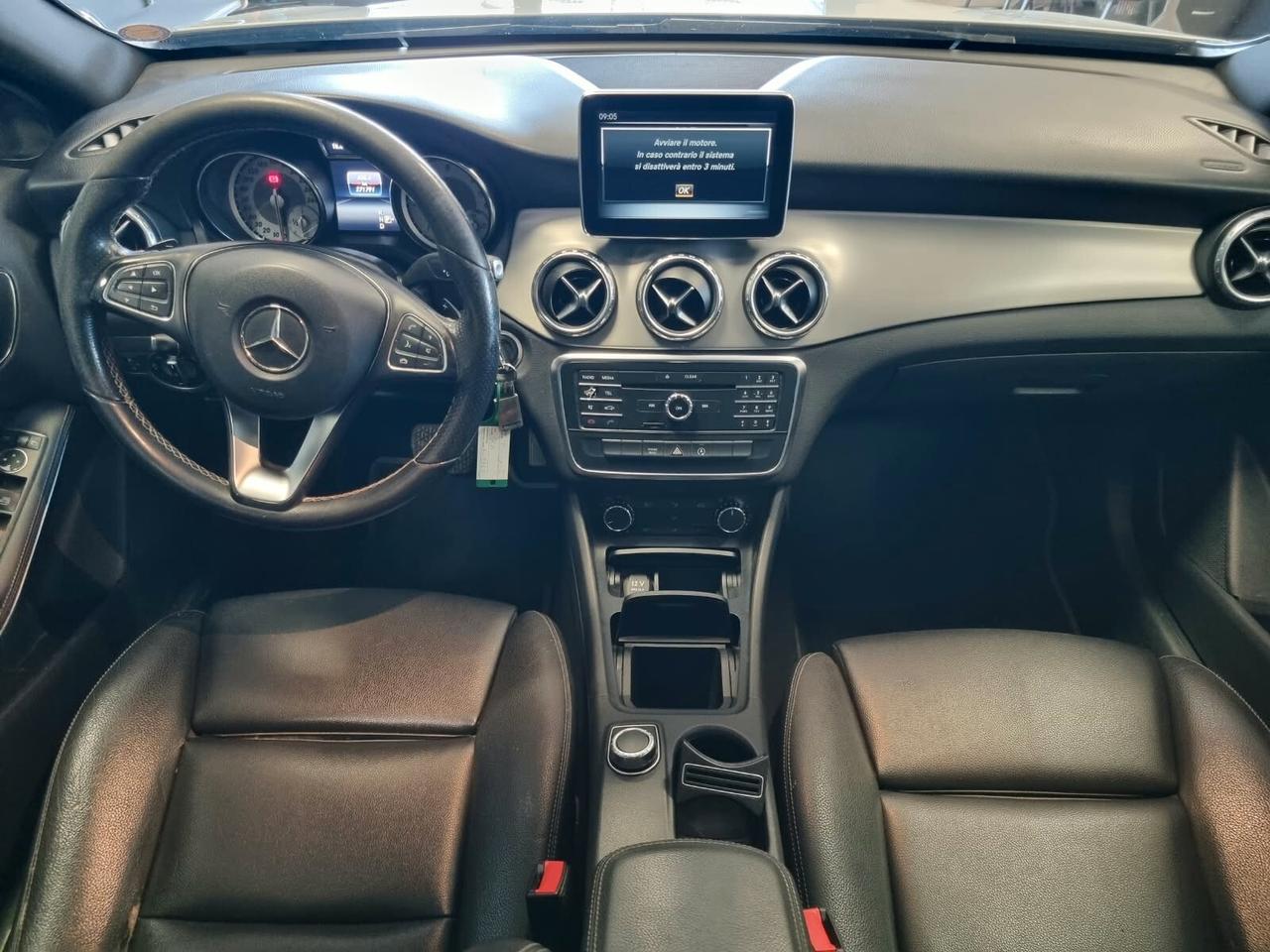 Mercedes-benz GLA 200 d Automatic Premium