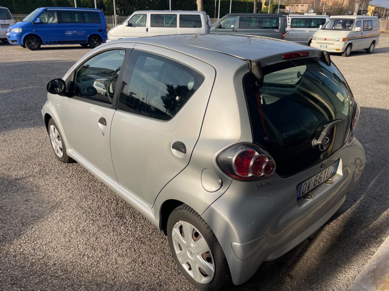 Toyota Aygo 1.0 Now - 5 porte