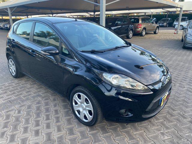 FORD Fiesta + 1.4 TDCi 68CV 5 porte