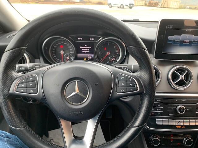 Mercedes-benz CLA 180 CLA 180 d S.W. Automatic Sport