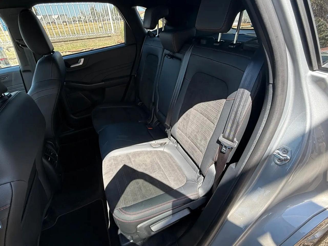 Ford Kuga 2.0 EcoBlue 120 CV aut. 2WD ST-Line