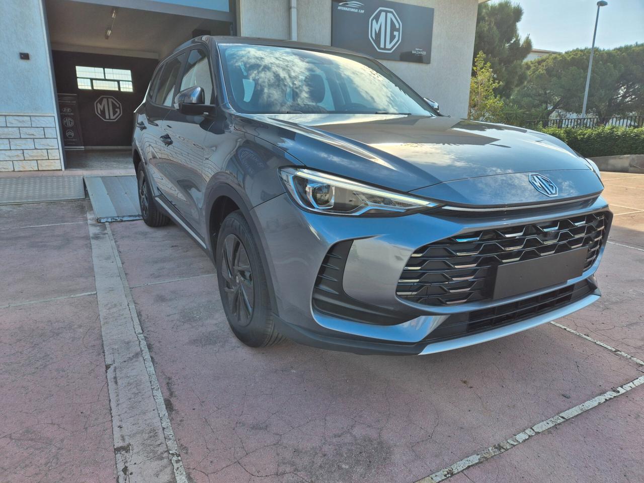 MG ZS 1.5 MT 2025 NUOVA STANDARD